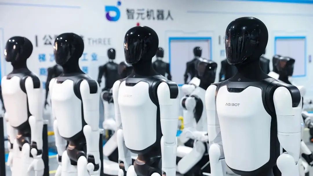 Roboty AGIBOT
