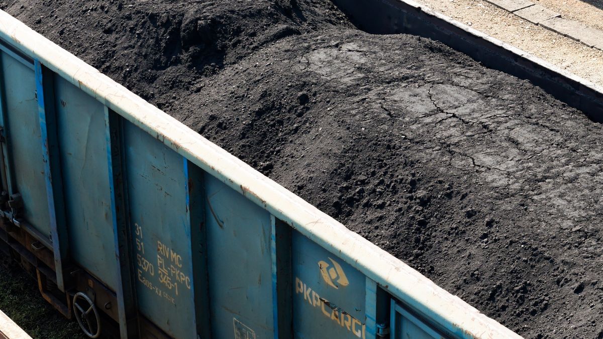 Pośrednicy mówią o wątpliwej jakości importowanego węgla. Jak nie wydać pieniędzy w błoto?
