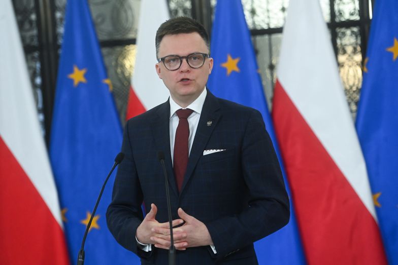 Romanowski dostarczył L4. Co dalej? Hołownia: to jest proste