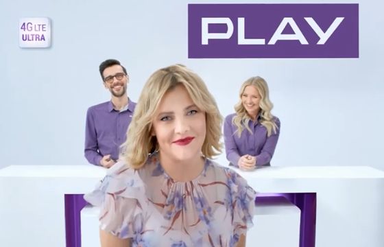 Ania Dąbrowska reklamuje 30 GB internetu gratis w Play na Kartę (wideo)