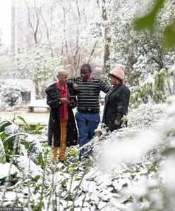 W Johannesburgu spadł pierwszy śnieg od 2012 roku. Mieszkańcy zachwyceni