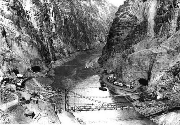Niezwykłe konstrukcje [cz. 15]. Zapora Hoovera - betonowy gigant 15