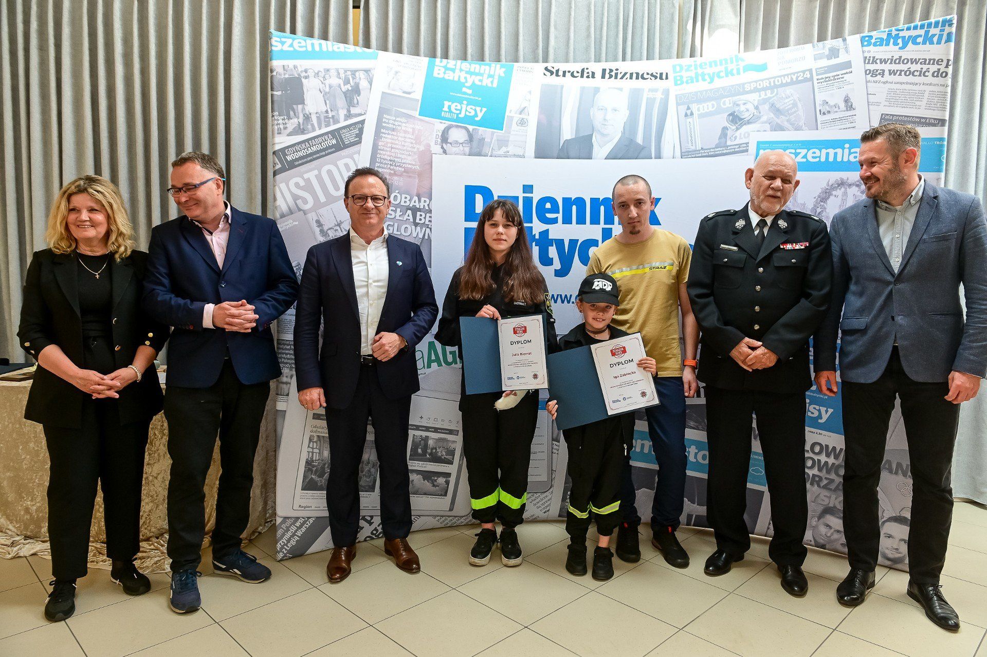 04.05.2025 PRZODKOWO PLEBISCYT DZIENNIKA BALTYCKIEGO: STRAZAK POMORZA GALA WRECZENIA NAGROD I WYROZNIEN NAJLEPSZYM STRAZAKOM FOT. PRZEMEK SWIDERSKI / POLSKA PRESS / DZIENNIK BALTYCKI