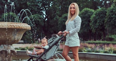 Nie tylko dla nastolatek. Szorty dla kobiet w każdym wieku
