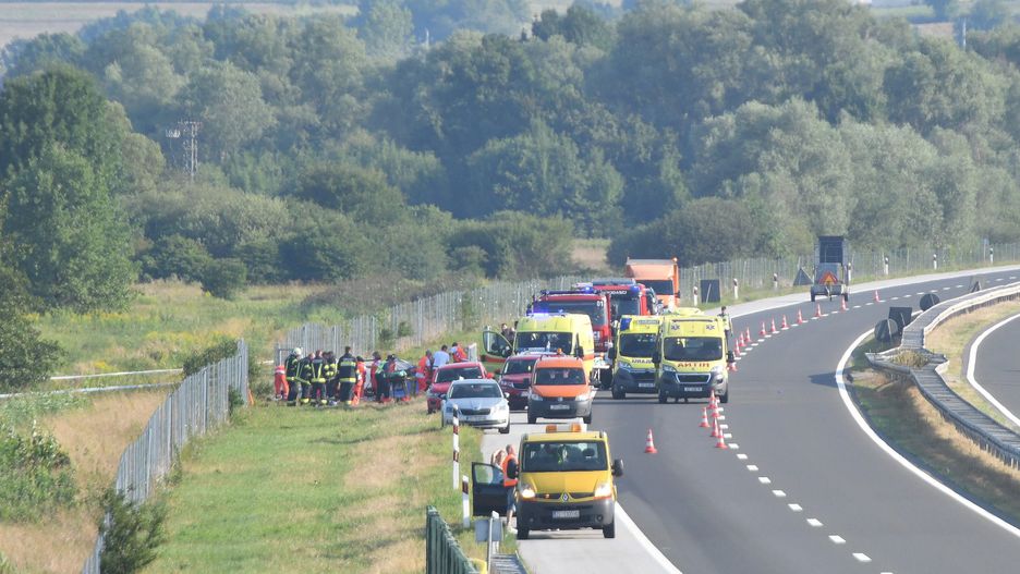 Wypadek autokaru w Chorwacji. Kłopoty z identyfikacją ciał ofiar