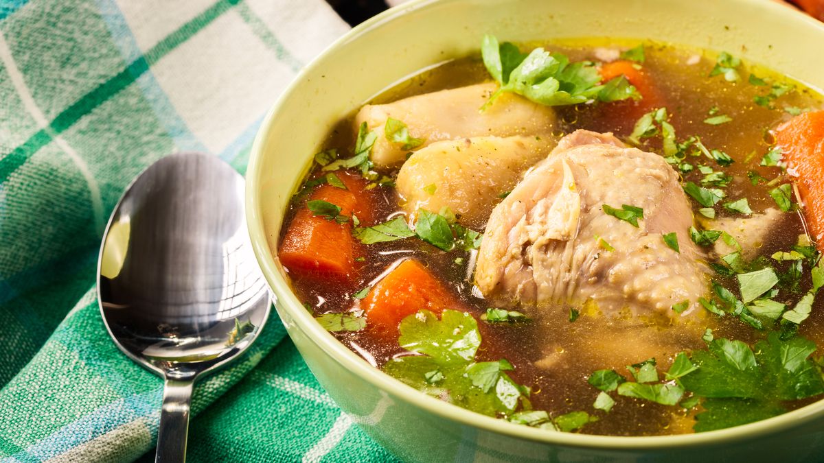 Rosół z gęsiny jest bardziej aromatyczny niż ten na kurze