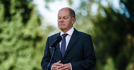 Słowa Scholza w Pradze to zapowiedź zmiany stanowiska Niemiec? "Przypominają statek"
