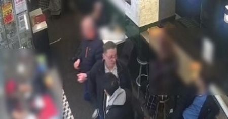 Powiesili kartkę ze zdjęciem Niedzielskiego. Szuka ich policja