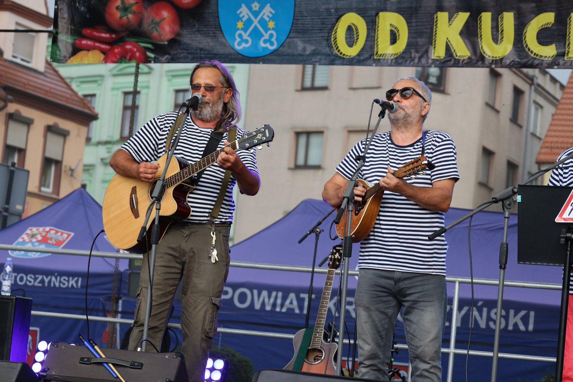 Podczas muzyczno-kulinarnej imprezy KGW z powiatu krotoszyńskiego zaprezentowały swoje umiejętności. W tym roku królowały królik i dziczyzna