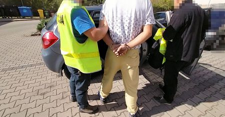 Napadł na aktywistkę, która broniła Ukraińców. Usłyszał zarzuty