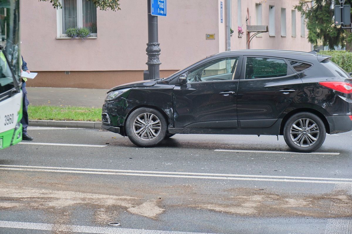 Wypadek na skrzyżowaniu ul. Lipowej i ul. Sztajna