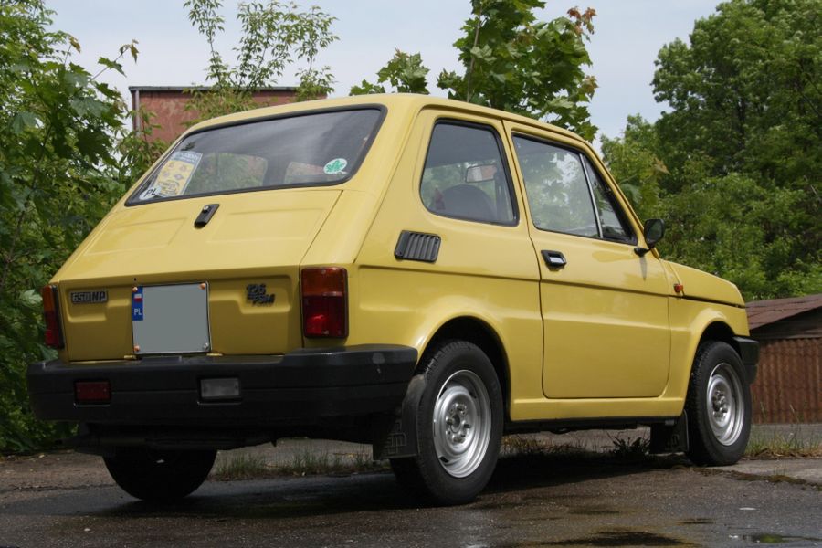 Fiat 126P NP z przednim napędem (fot. rezerwa126p.pl)