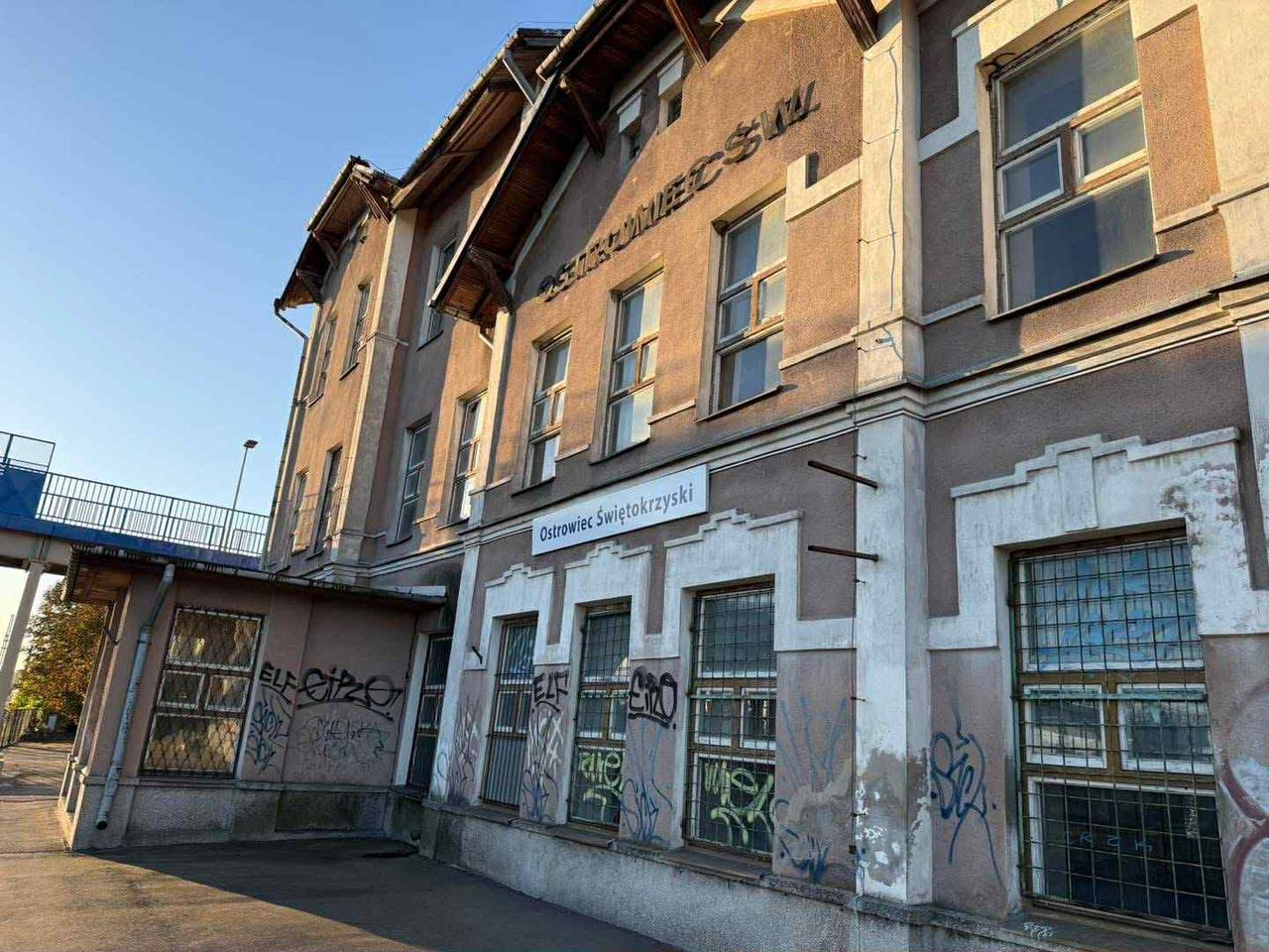 Dworzec PKP w Ostrowcu Świętokrzyskim zostanie wyremontowany!