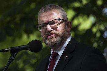 Skandaliczne słowa Brauna. IPN reaguje