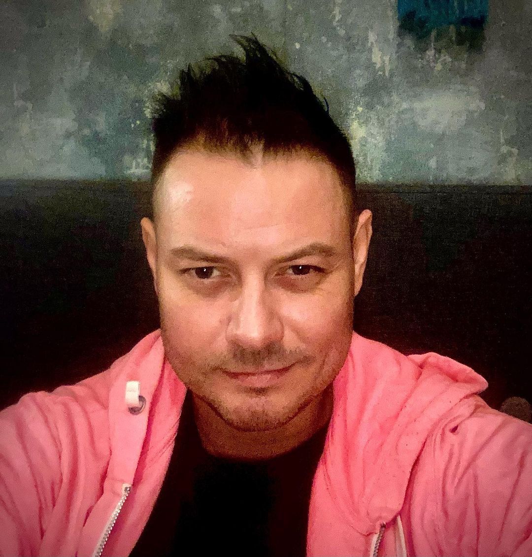 Tak dziś wygląda Bartek Wrona, niegdysiejszy gwiazdor Just 5 
