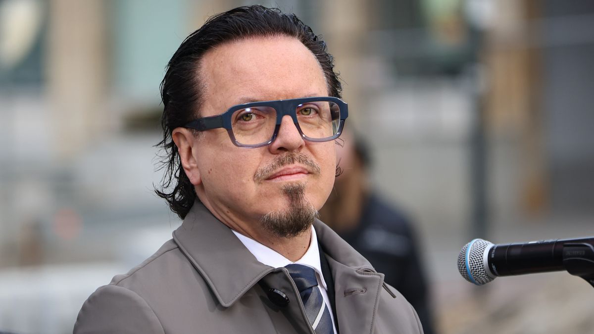 Wojciech Balczun
Albert Zawada
briefing, ceny paliwa, Ceny Paliwa Niżej, paliwo, polityk, polityka, prasowy, akcyza diesel olej napędowy ropa, drogie paliwo noc nocna zmiana ceny obniżenie obniżka cen