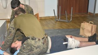 Oświęcim: W Galerii Książki można zdobyć praktyczną wiedzę z udzielania pierwszej pomocy. Nie zwkelaj i zapisz się!