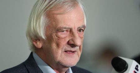 Łódź. Odwołanie kuratora oświaty. Ryszard Terlecki: ideologia LGBT dehumanizuje społeczeństwo, trzeba bronić przed nią dzieci