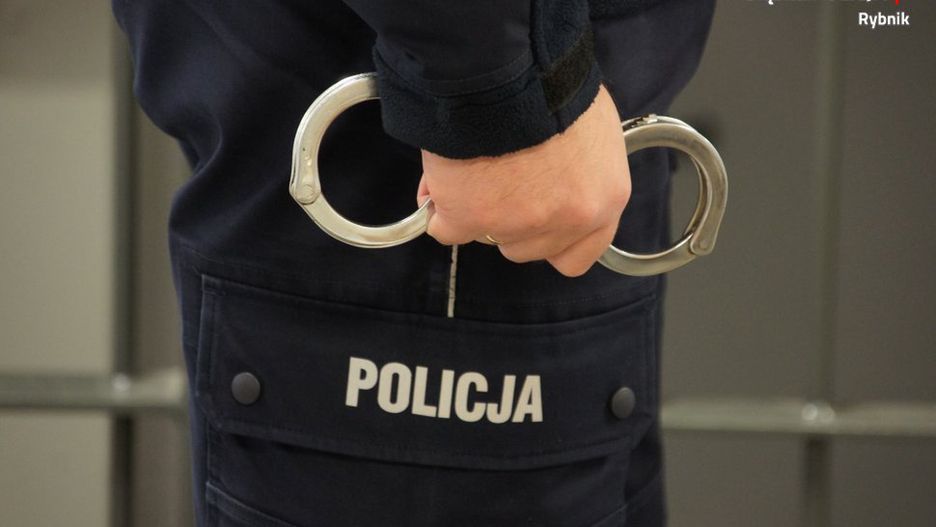 Rybnik. 23-latek odpowie za atak na policjantów.