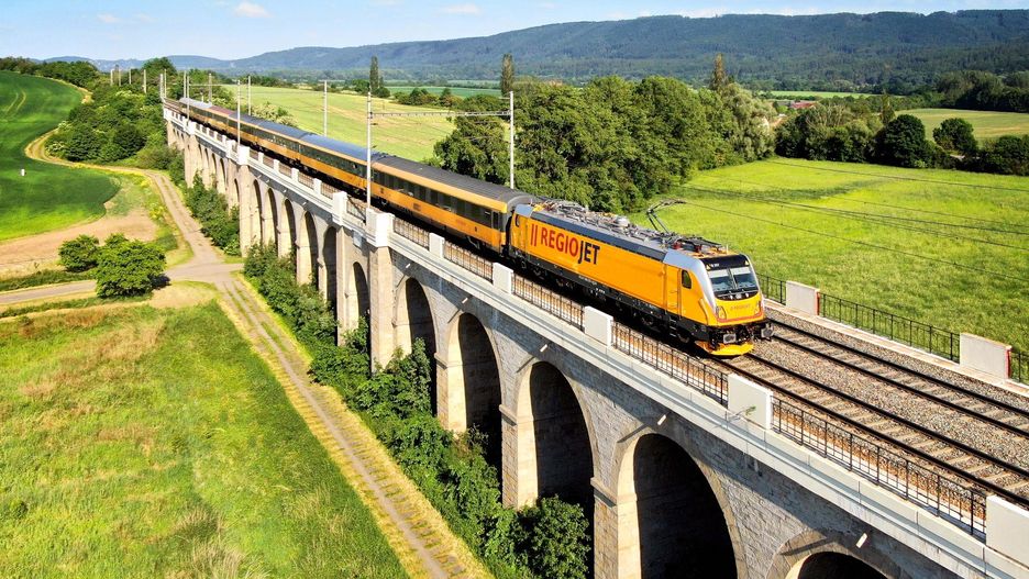 Przewoźnik przewiózł w zeszłym roku 13 mln pasażerów