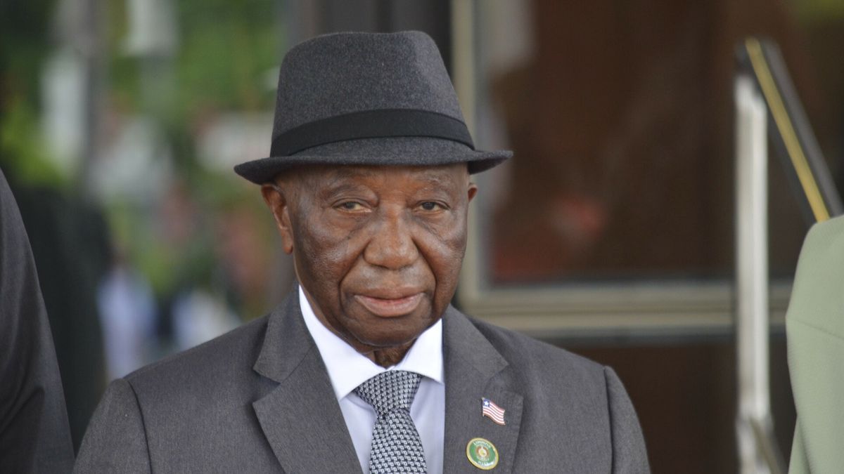 Joseph Boakai prezydent Liberii zdecydował o zmniejszeniu swojej pensji