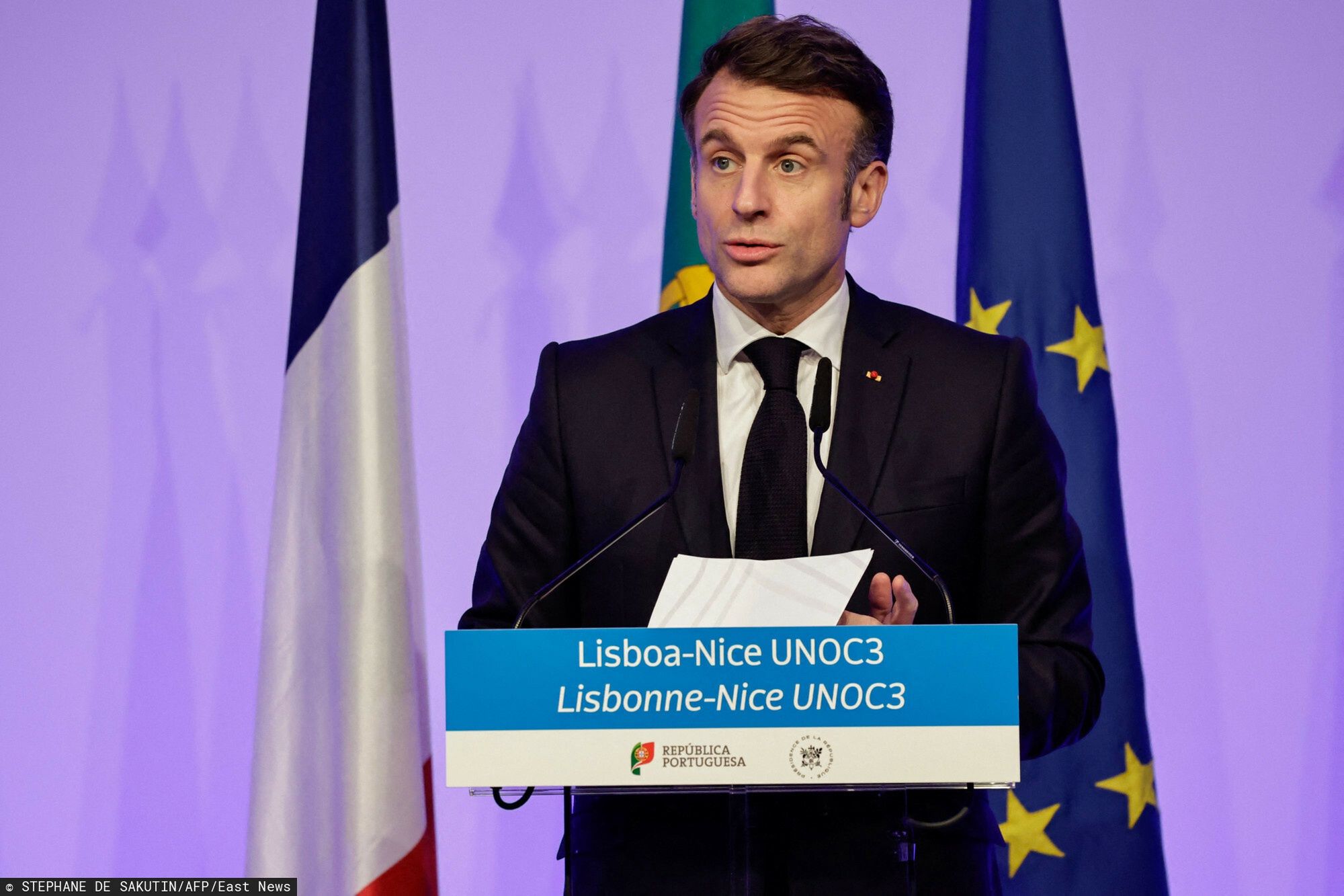 Temporary
France's President Emmanuel Macron delivers a speech during the handover between Portugal and France at the Belem Cultural Centre in preparation for the United Nations Ocean Conference, on the first day of a state visit to Portugal, in Lisbon on February 27, 2025. French President Emmanuel Macron begins a two-day state visit to Portugal today to further strengthen the "depth of ties" between the two countries, particularly in defense, as talks accelerate in Europe regarding Ukraine. Having been absent last year from the celebrations of the 50th anniversary of the Carnation Revolution, Macron is making the first official visit by a French head of state to the country of Camoes since Jacques Chirac?s trip in 1999, more than a quarter of a century ago. (Photo by STEPHANE DE SAKUTIN / AFP)
STEPHANE DE SAKUTIN