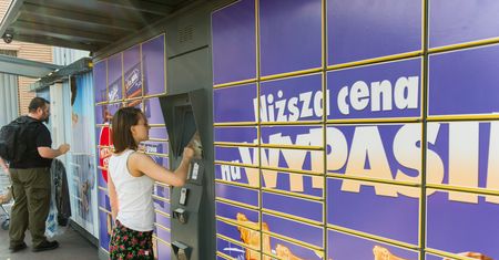 Automat do paczek na każdym rogu? Giganci ujawnili plany