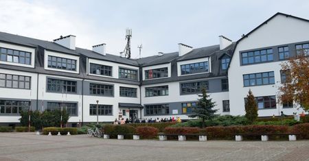 Szkoła w Lubiczu Górnym z nową kuchnią i stołówką. Trwa duża inwestycja