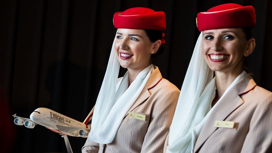 W bieżącym roku finansowym ten lotniczy gigant planuje zatrudnić 17 300 osób na 350 różnych stanowiskach.