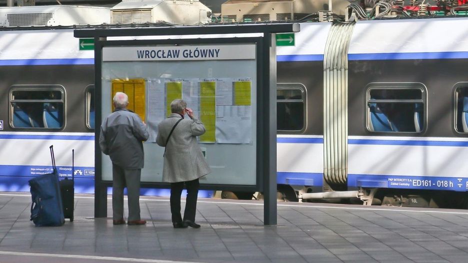 Opóźnienia na kolejach we Wrocławiu.