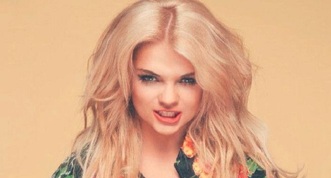 "Add the Blonde" - debiutanka płyta Margaret