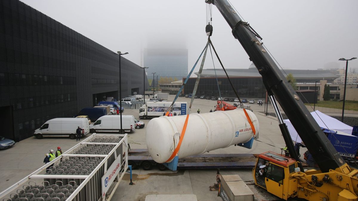 Dostawy tlenu do szpitali. Dochodzi do ograniczania konkurencji?