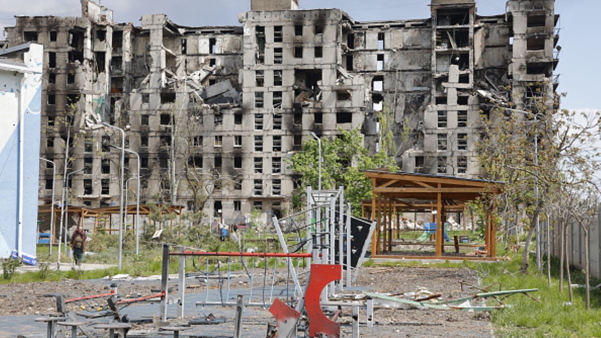 W Mariupolu odbędzie się zwycięska parada, której kluczowym punktem będzie pochód z udziałem przebranych więźniów 