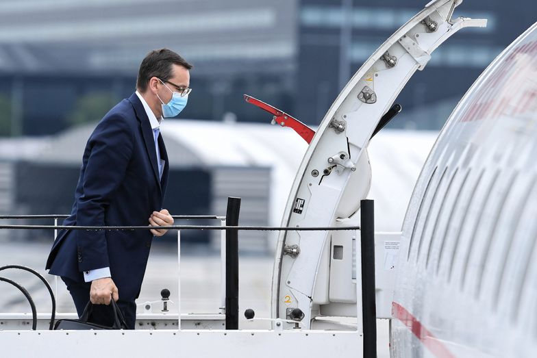 Mateusz Morawiecki w czwartek poleciał do Brukseli na szczyt unijnych przywódców