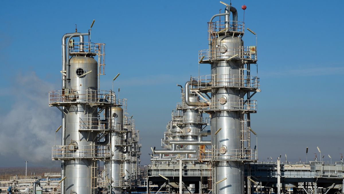 CNPC No.1 Gas Processing Plant In Turkmenistan
LEBAP, TURKMENISTAN - DECEMBER 05: A view of the No.1 Gas Processing Plant operated by China National Petroleum Corporation (CNPC) at Bagtyyarlyk contractual PSA (production sharing agreement) territory on December 5, 2020 in Lebap Province of Turkmenistan. (Photo by Zhao Junchao/VCG via Getty Images)
VCG
area, energy