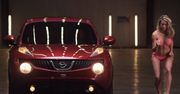 Nissan Juke vs. modelka [wideo]