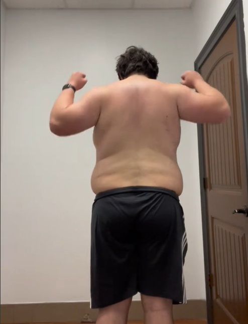 Tiktoker w ciągu dwóch lat schudł 60kg!