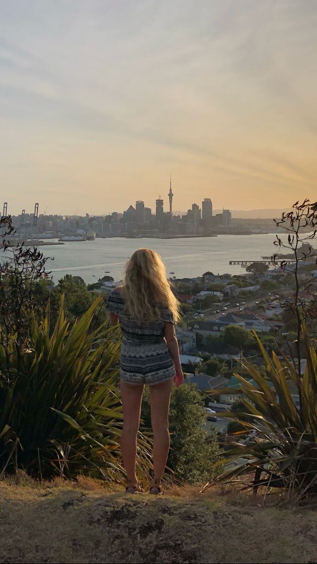 Widok na Sky Tower (Auckland) 