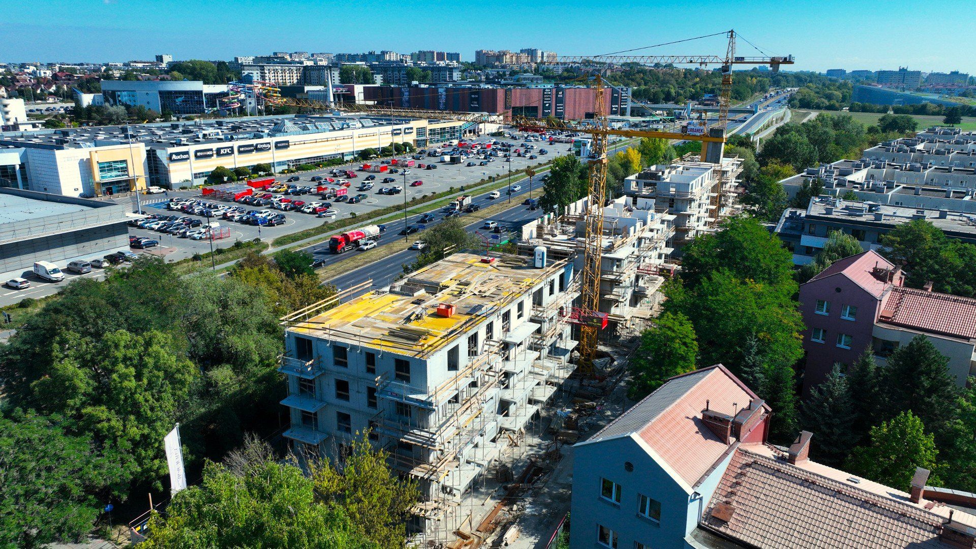 Bloki powstają na wysokości Centrum Handlowego Krokus