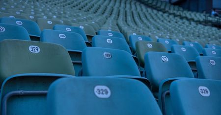 Kibice i sportowcy trenujący przy ul. Lumumby w Łodzi zyskają nowoczesny obiekt lekkoatletyczny na miarę XXI wieku