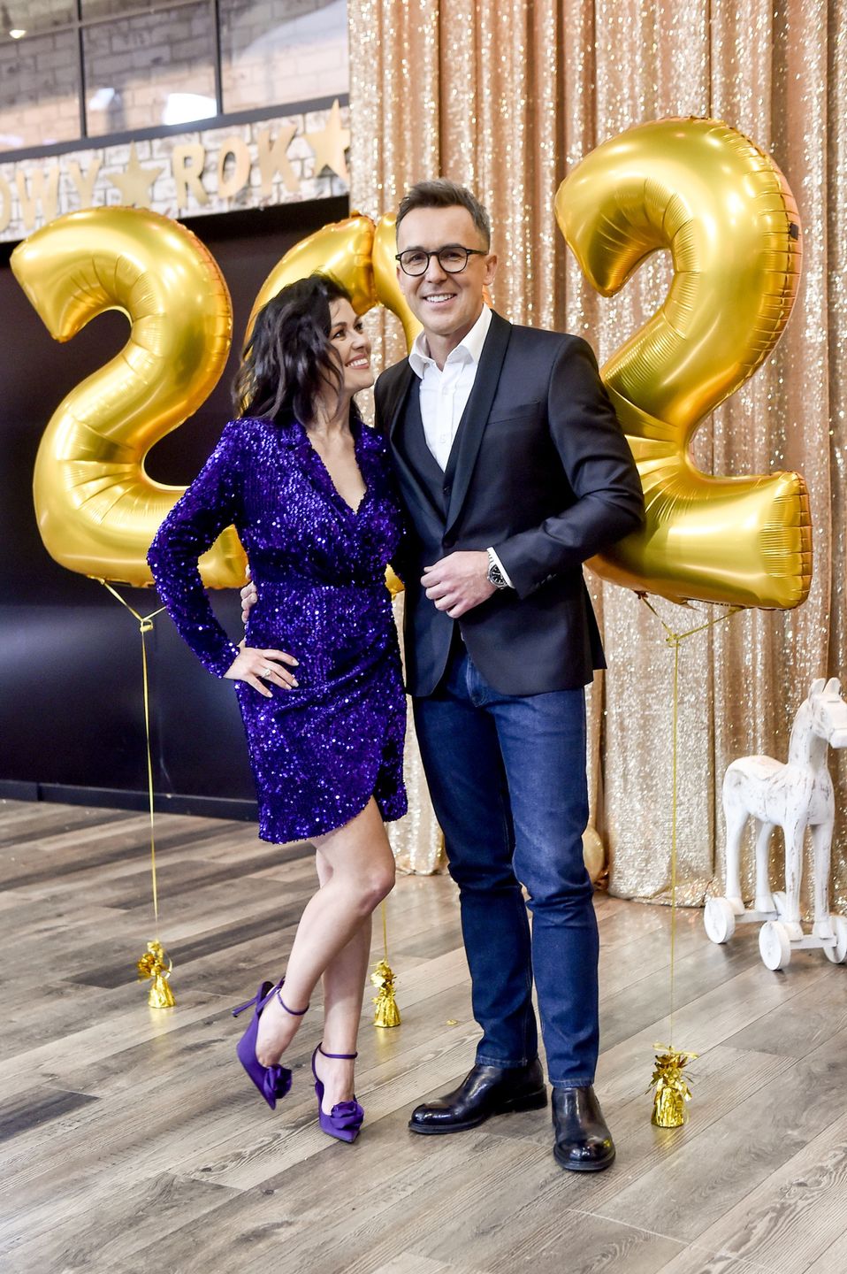 Katarzyna Cichopek i Maciej Kurzajewski wybrali się na spacer. Towarzyszyła im córka celebrytki