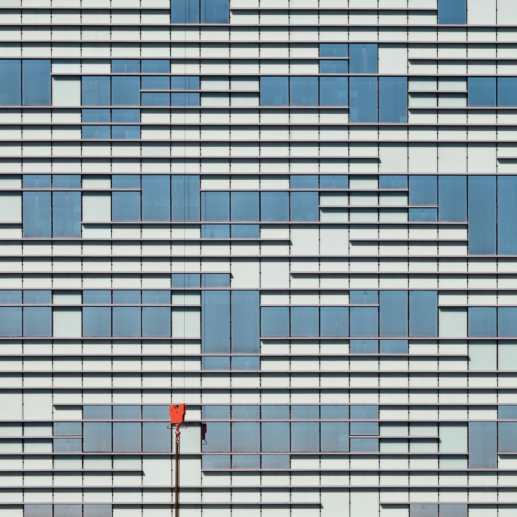 Sterylne zdjęcia architektury autorstwa Maika Lippa 11