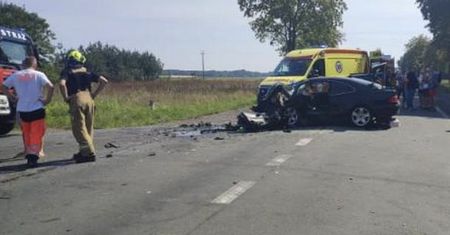 Dramat na drodze 62. Zginął 21-letni kierowca i 16-letnia pasażerka