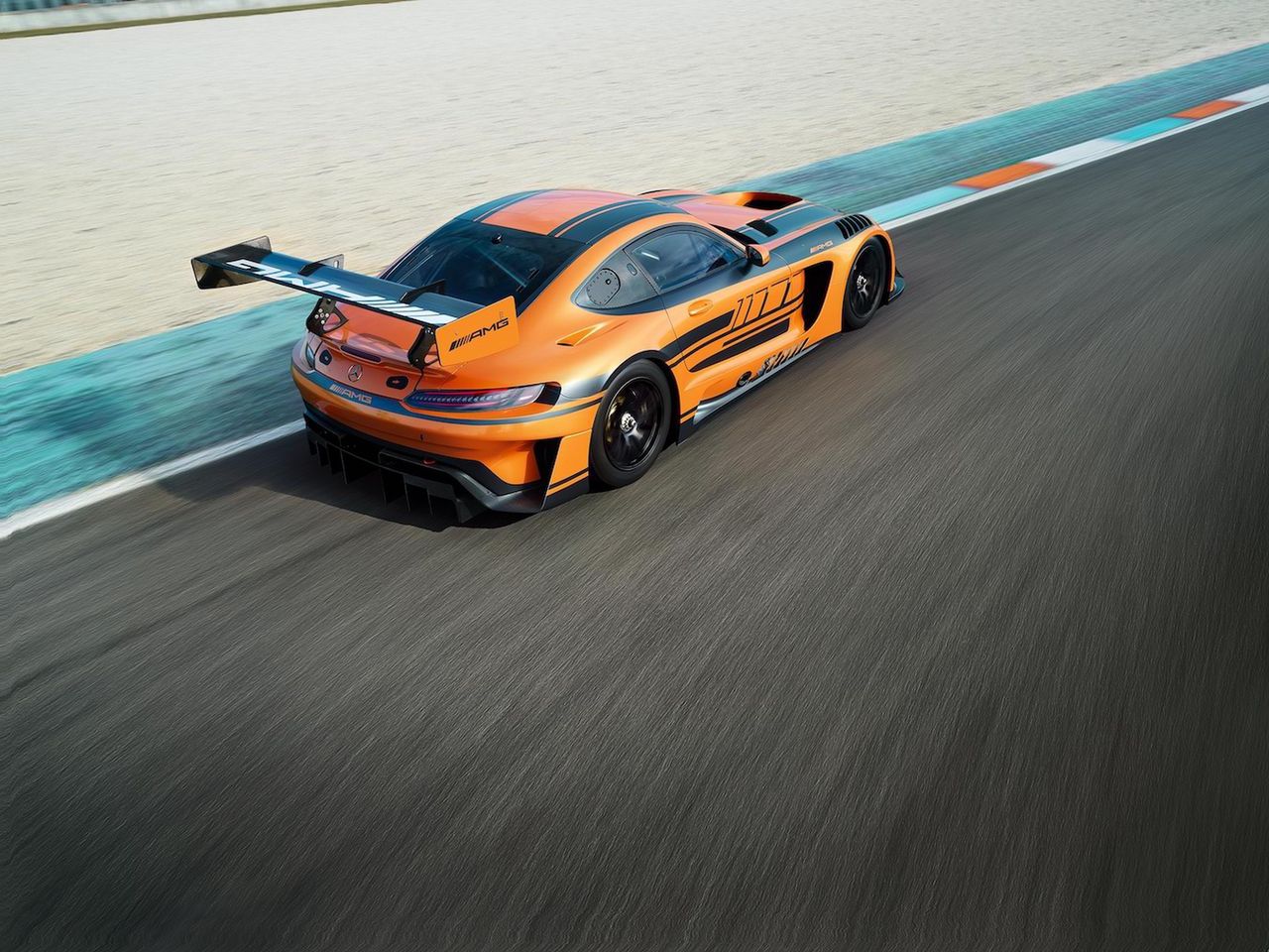 Mercedes returns to endurance glory at le mans in 2025