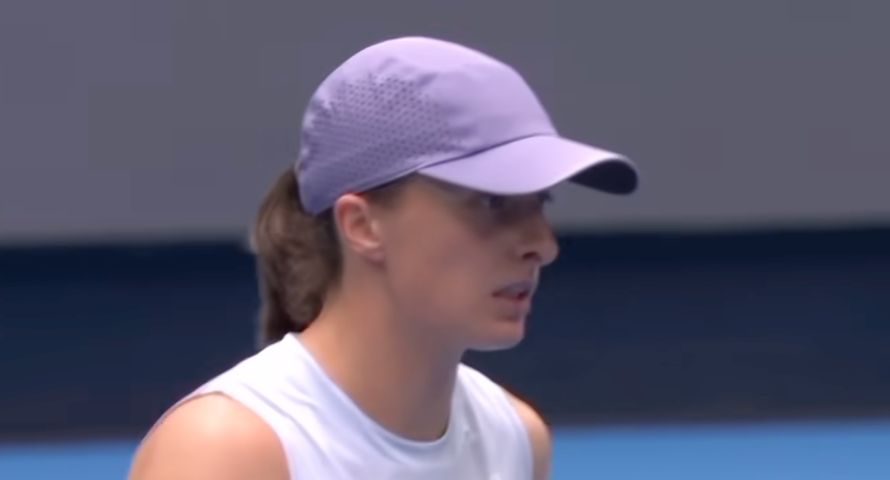 Ta stacja pokaże pierwszy turniej Igi Świątek w nowym sezonie. Kiedy transmisja?