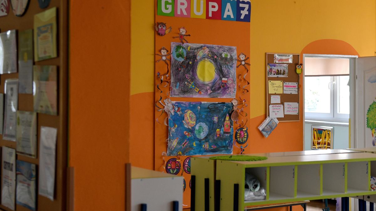 Przedszkola i żłobki zamknięte. Są rodzice, którzy próbują obejść nieprecyzyjne rozporządzenie.