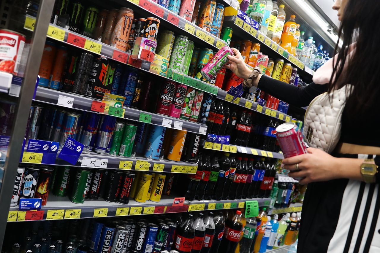 Opłata cukrowa ma wzrosnąć. Rząd chce ją rozszerzyć na inne produkty
