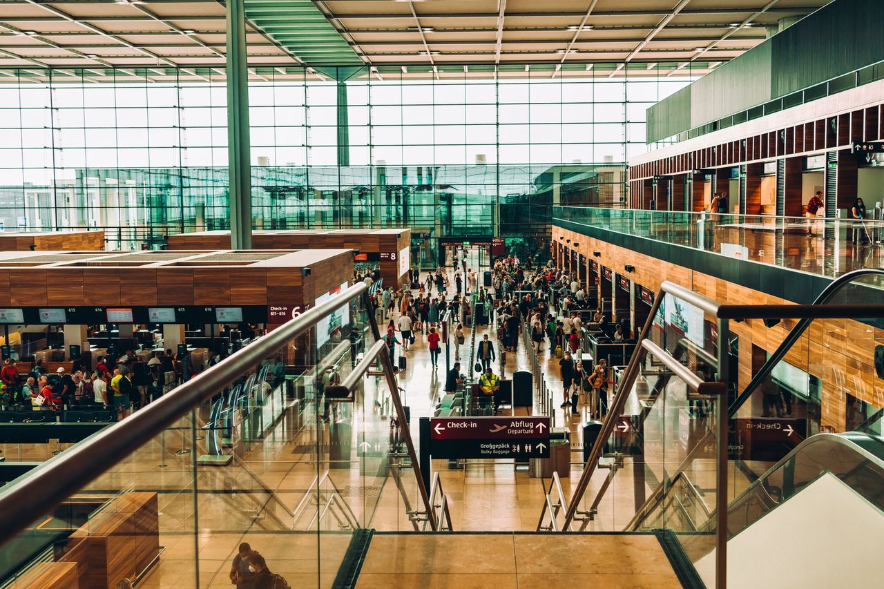 Lotnisko w Berlinie wstrzymuje odloty. Wszystko przez fatalną pogodę