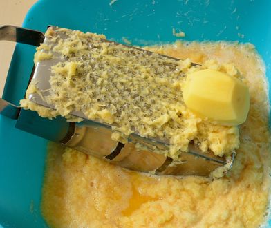 Masa na placki ziemniaczane nie musi zmieniać koloru