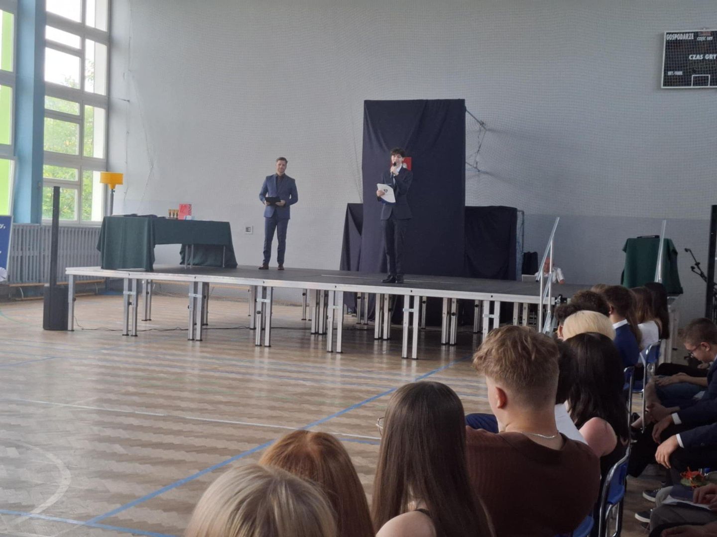 Ósmoklasiści z SP nr 8 po raz ostatni byli w swoich szkolnych murach